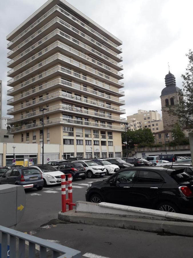 Appartement Hyper Centre Avec Garage Saint-Etienne  Exterior photo